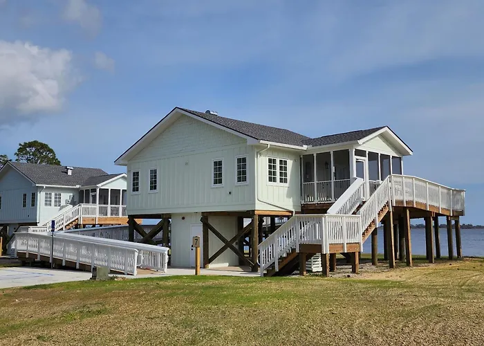 Eagle Cottages & The Cabins At Gulf State Park