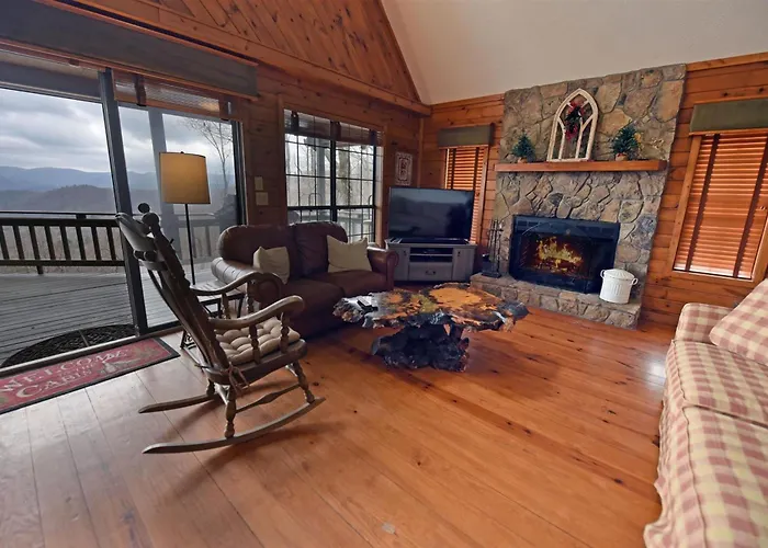 Over The Moon-Hot Tub, Pets Friendly, Wifi, Gameroom. Mountain View, Wet Bar,