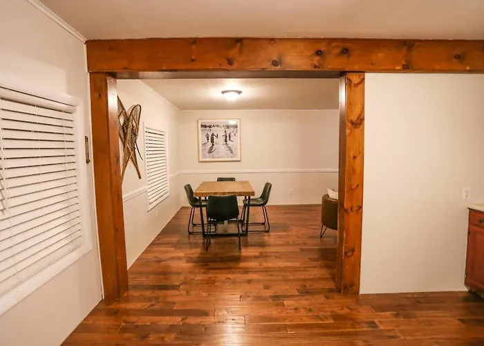 Modern & Cozy Getaway House Near Conway Lake - Pet Friendly