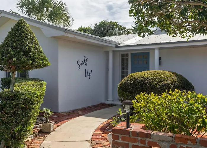 Surfs Up - Retreat At The Beach With Heated Pool