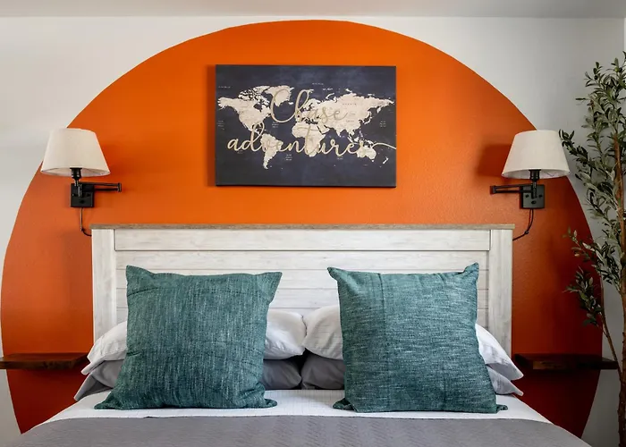 Mckamy Cottage At Wrenwood Ranch, King Bed