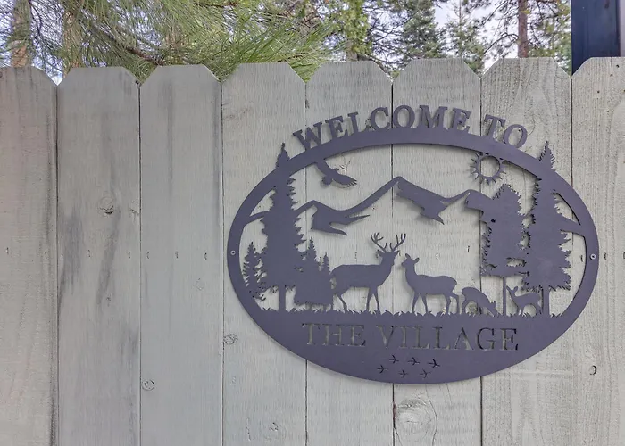 Cozy & Restful Cabin, 2 Blocks To Lake Almanor
