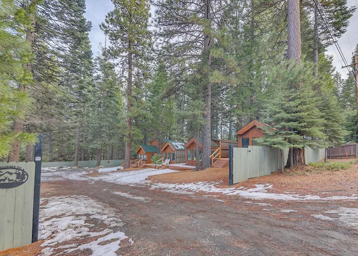Cozy & Restful Cabin, 2 Blocks To Lake Almanor