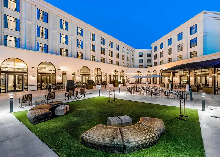 The Hamilton Alpharetta, Curio Collection By Hilton