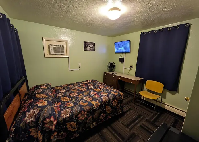 Tour Inn Motel