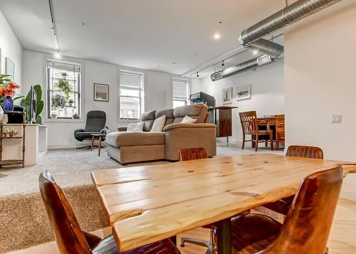 Lovely 2-Bedroom Unit In Springfield