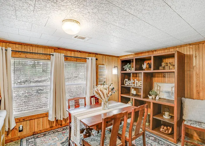 Heber Springs Cabin W/ Deck: 3 Mi To Sugarloaf Mtn