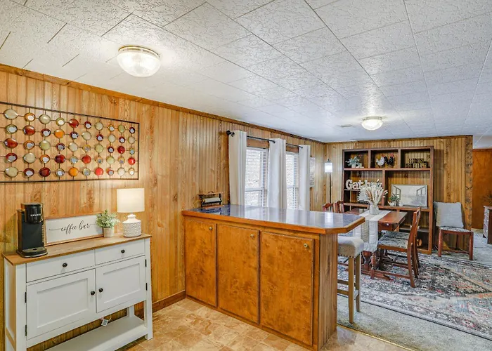 Heber Springs Cabin W/ Deck: 3 Mi To Sugarloaf Mtn