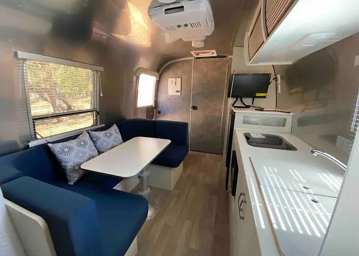 Modern Airstream With Amazing View - 10 To 15 Minutes From Kings Canyon National Park