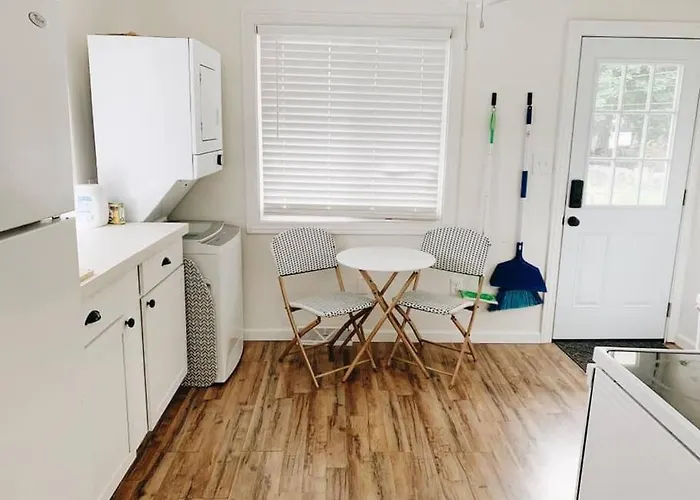 Stylish & Cozy Home In Dayton-Close To Everything!