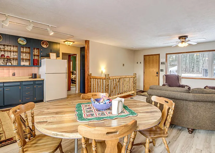 Bigfork Cabin On Long Lake By Trails & Restaurant!