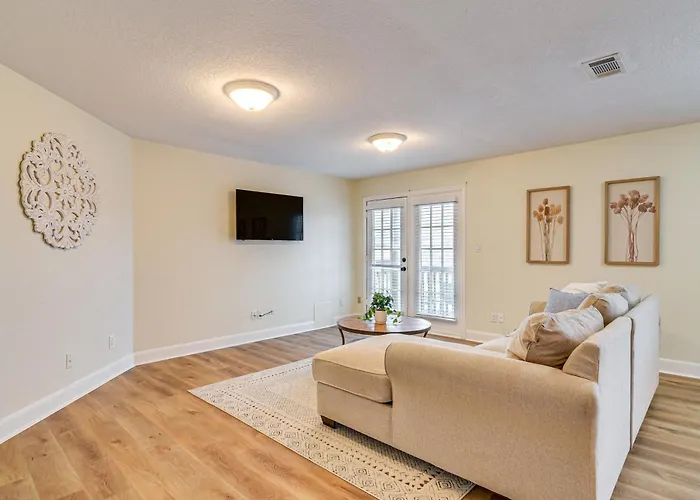 Downtown Kemah Rental ~ 3 Blocks To Boardwalk!