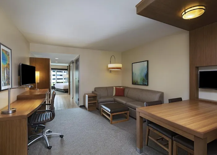 Hyatt Place Greensboro Downtown