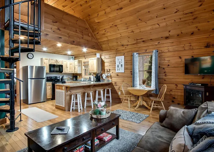 Cozy Cabin Retreat: Tiny Trotter