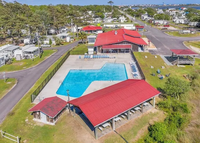 Surf City 2Br Model Home With Pool And Boat Ramp Access