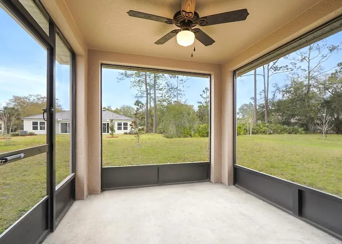 Coastal Vibes & Family Fun-Spacious 3Br, Kidz Zone, Desirable Neighborhood