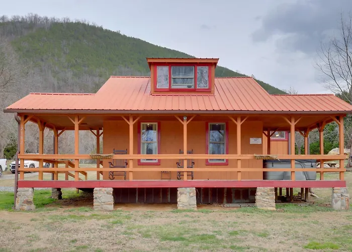 Blue Ridge Hideaway! Cabin W/ River Access & Views