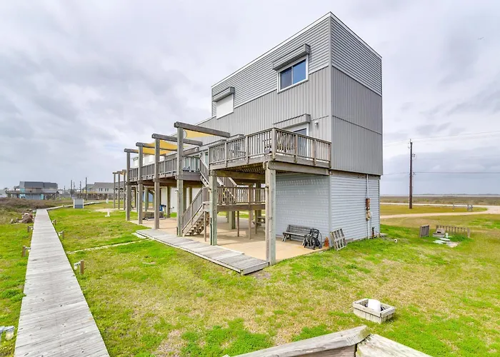 Wake Up To Waves | Oceanfront Surfside Home