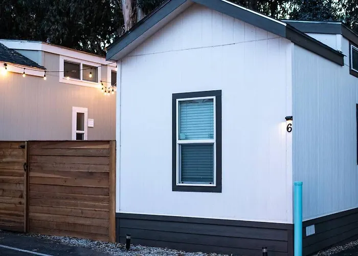 The Best Tiny Home Loft And Private Yard
