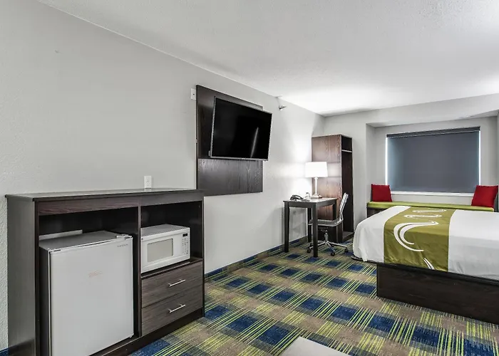 Quality Inn Owatonna Near Medical Center