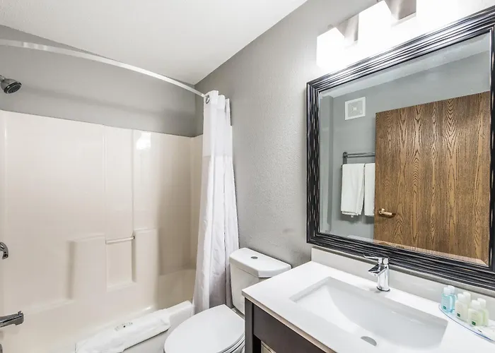 Quality Inn Owatonna Near Medical Center