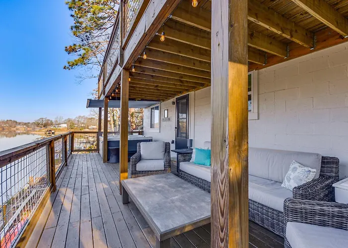 Private Hot Tub: Stunning Logan Martin Lake Home