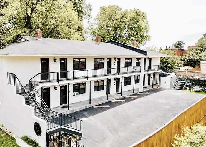 Modern Luxe King Suite Loft Free Parking And Wifi