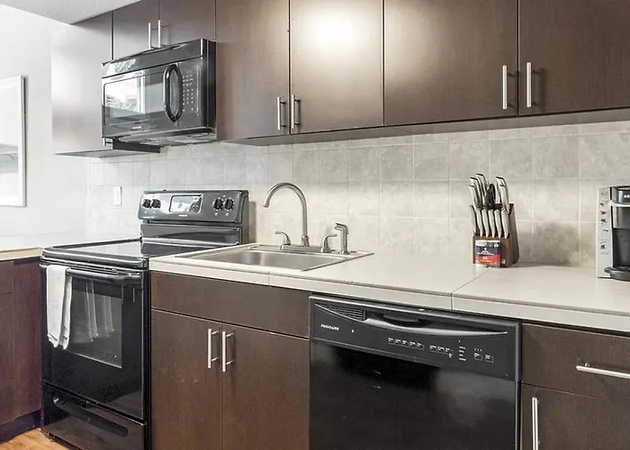 Landing Modern Apartment With Amazing Amenities