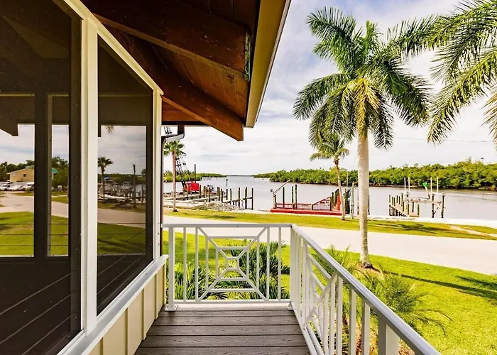 Lostman'S Lodge - Everglade City, Sunset View Pool & Hot Tub