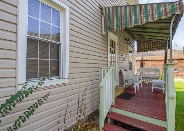 Stay In Ohiopyle In The Middle Of Town By The Gap Trail