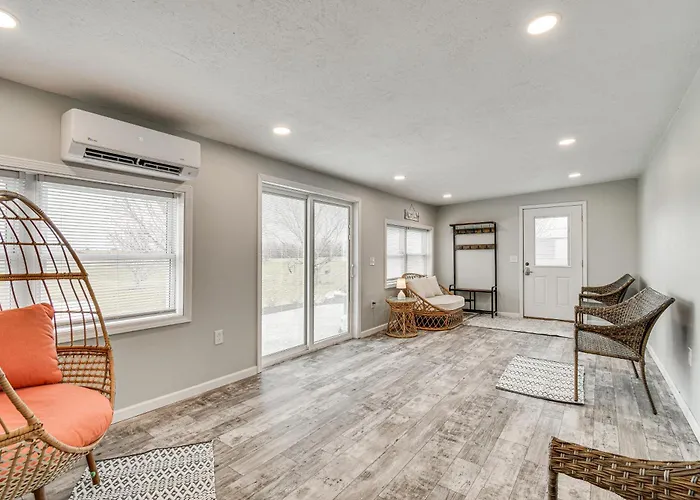 Auburn Finger Lakes Farmhouse W/ Open Views!