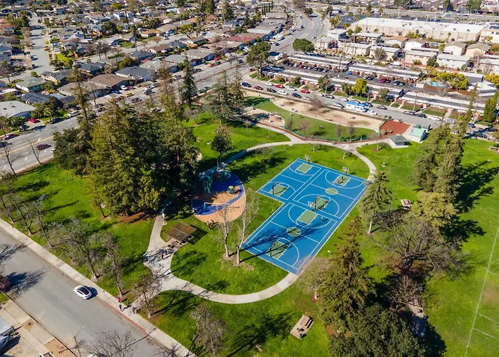 San Jose 4Br Sweet Home Prime Location - 2 Master Br