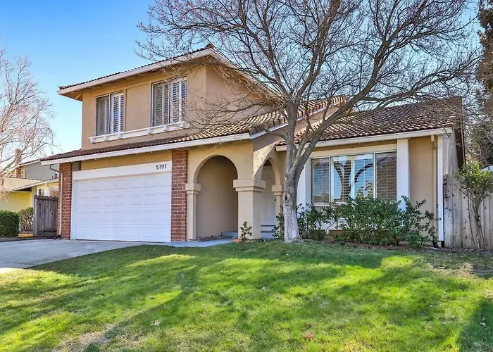 *Designer East Bay Remodel Home*