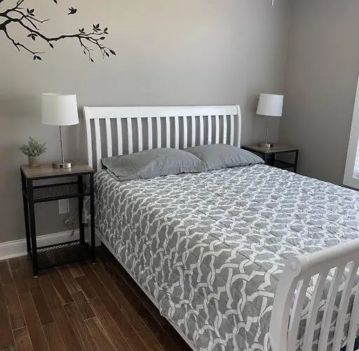 Huntersville House 3 Bedrooms 2 Baths