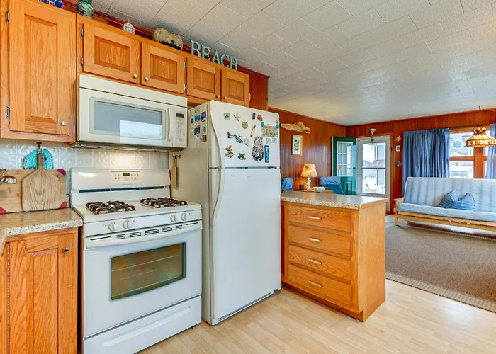 Beachfront Lavallette Home - 2 Mi To Casino Pier!
