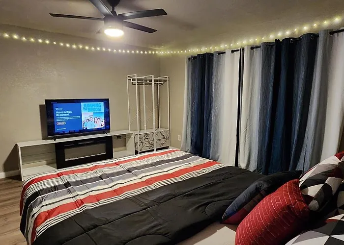 Large Condo In The Heart Of Las Colinas, Near Dallas