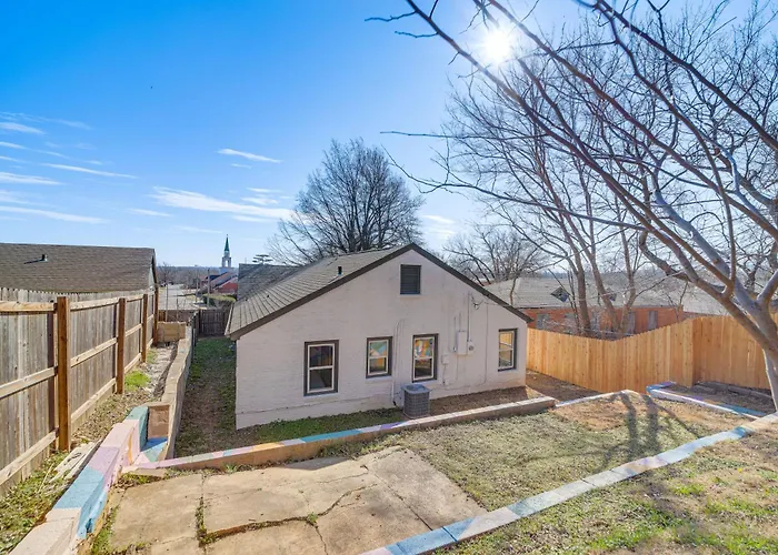Lovely Tulsa Vacation Rental ~ 3 Mi To Downtown!