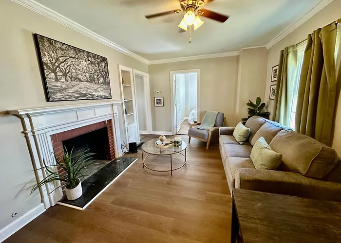 Spring Street Suites