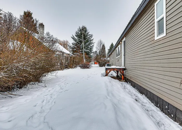Downtown Cascade Vacation Rental < 1 Mi To Lake!