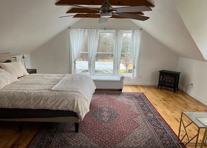 Country House In Catskills