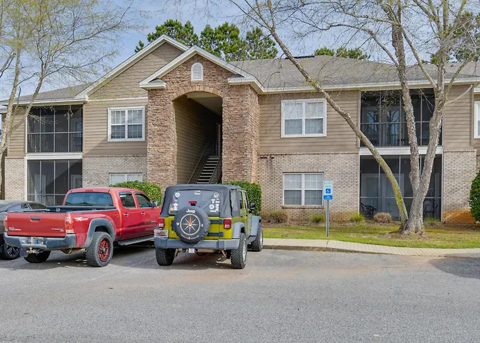 Foley Condo W/ Pool Access: 10 Mi To Gulf Shores!