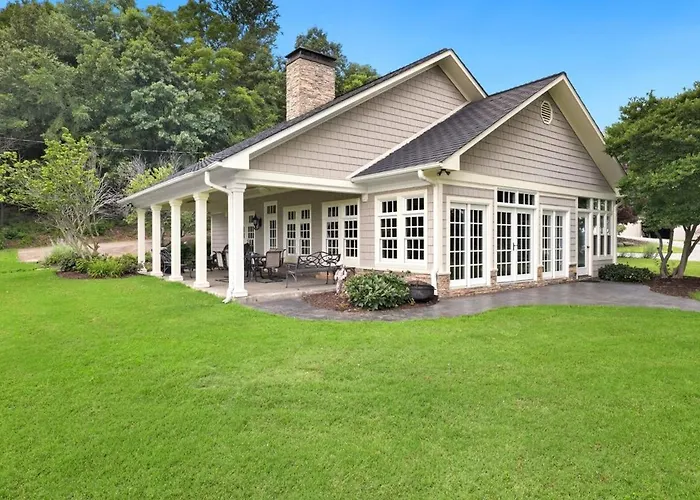 Shoreline Cottage - Direct Lake Access