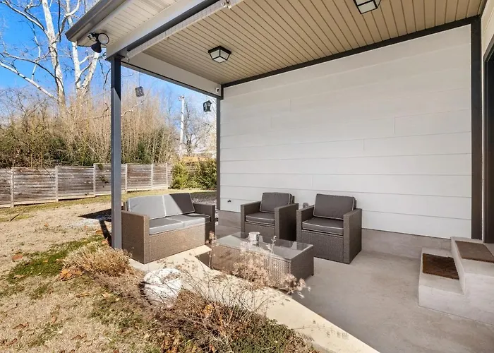 Porte Orange-Modern Home-1 Mi From Dt Fayetteville