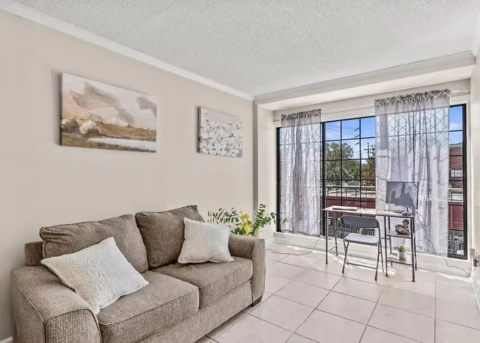 Downtown Columbia Apartment