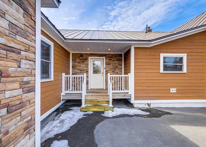 Spacious Presque Isle Home: Walk To Downtown!