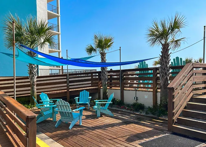 Beachfront Studio - Perfect Location - Free Beach Chairs - Top Of The Gulf 305
