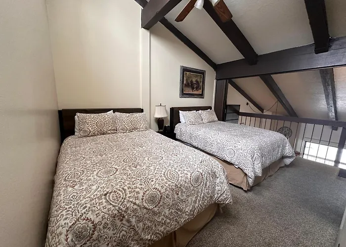 Yosemite Condominium Loft Unit -B202