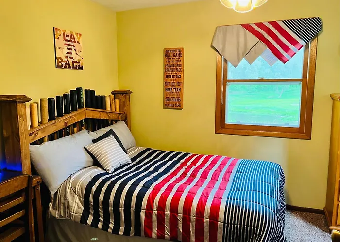 Huge 5 Bedroom 2 12 Bathroom And Pet Friendly