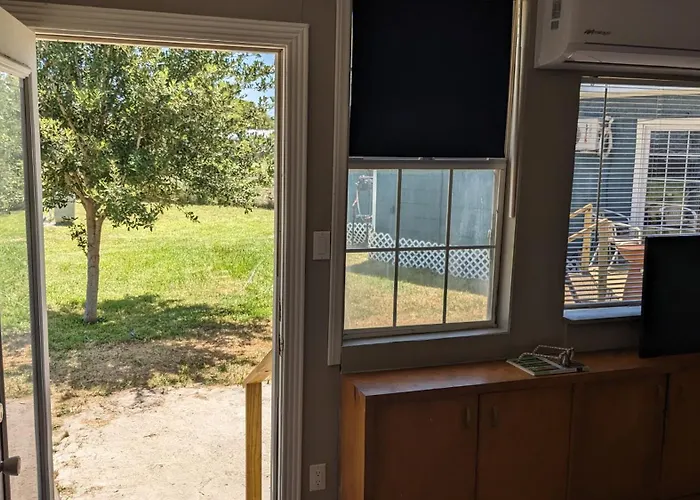 Cozy B- Condo In Charming Corpus Christi With Wifi, Ac Near Laguna Madre