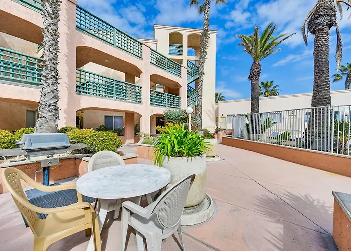 Ocean-View Imperial Beach Condo W/ Community Perks